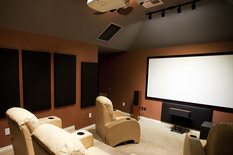 Best Home Projector Screens of 2023 | The Master Switch